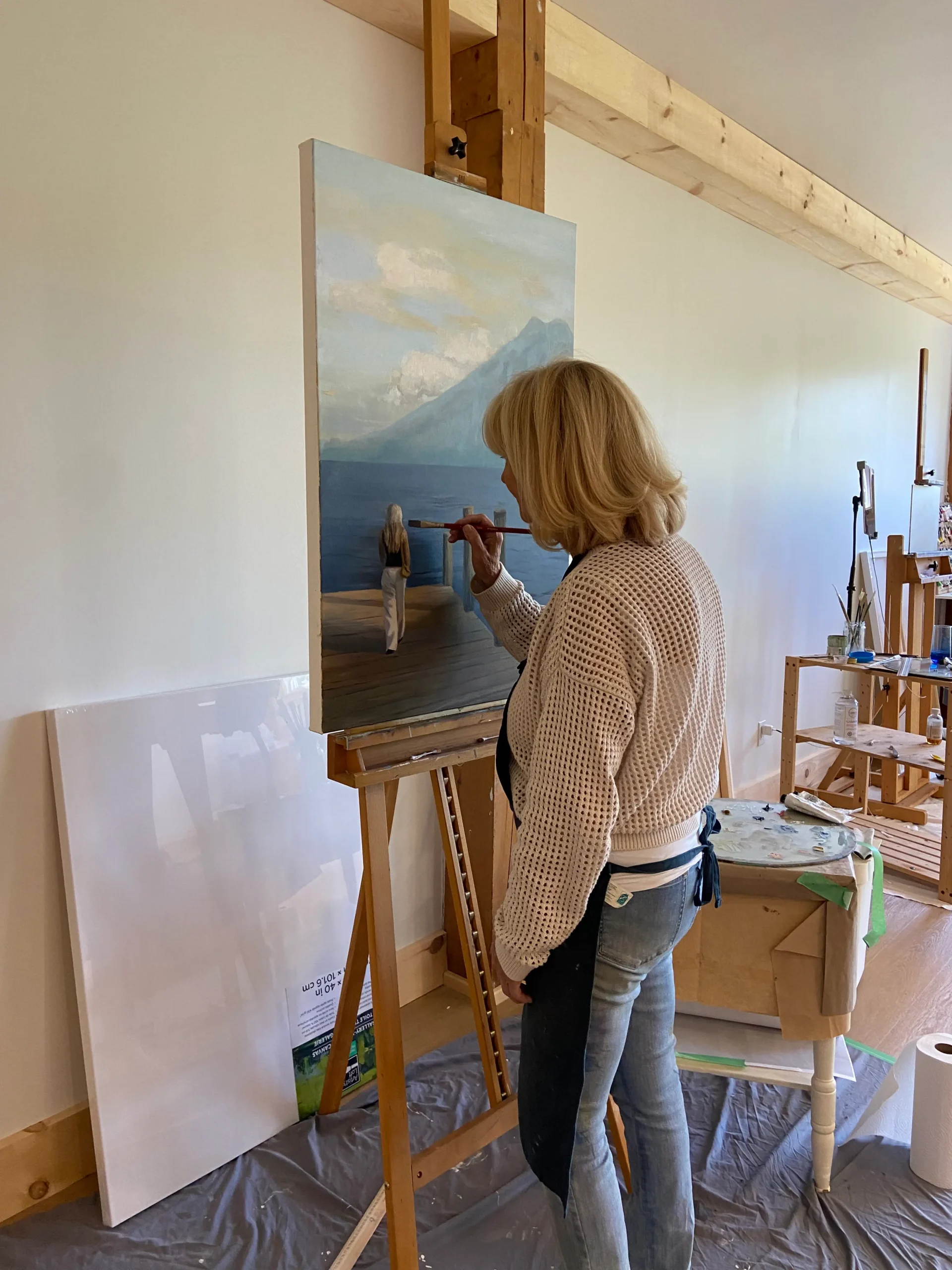A student painting in Angelas Art Studio